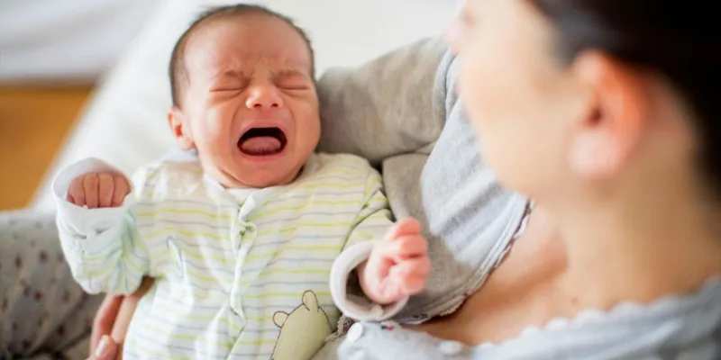 Dấu hiệu nhận biết và thời điểm khi nào cần đưa trẻ đi khám